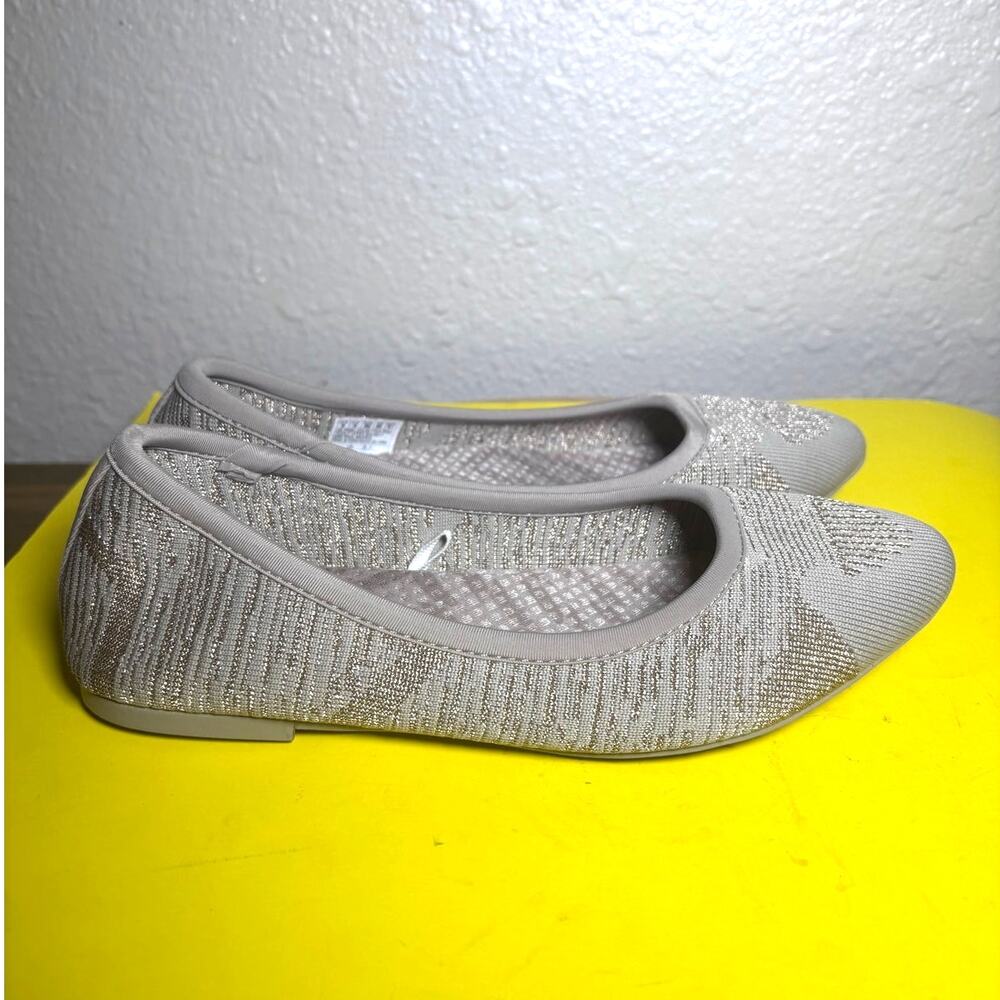 Skechers Memory Foam Air Cooled Golden Flats size 8 NWT Comfortable